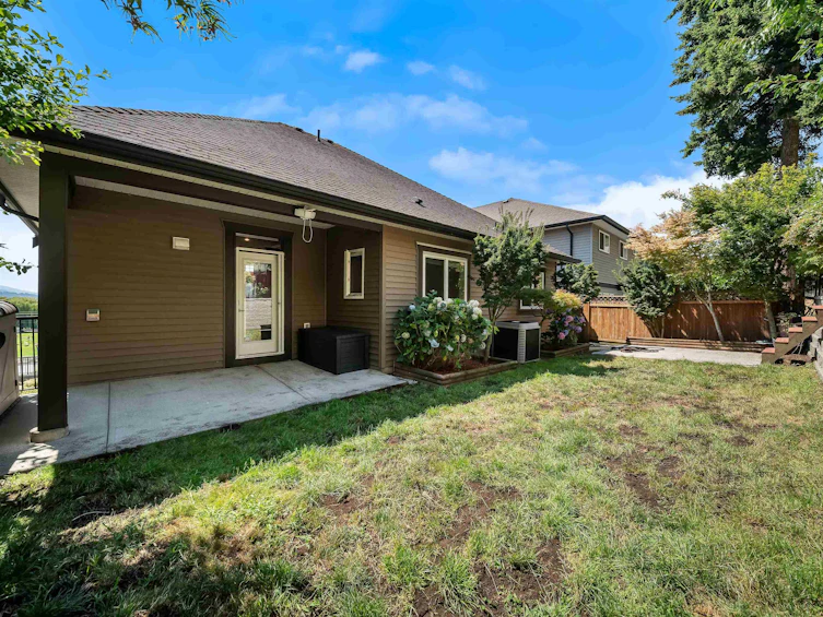 35599 Zanatta Lane, Abbotsford, BC, V3G 0B4 - 37