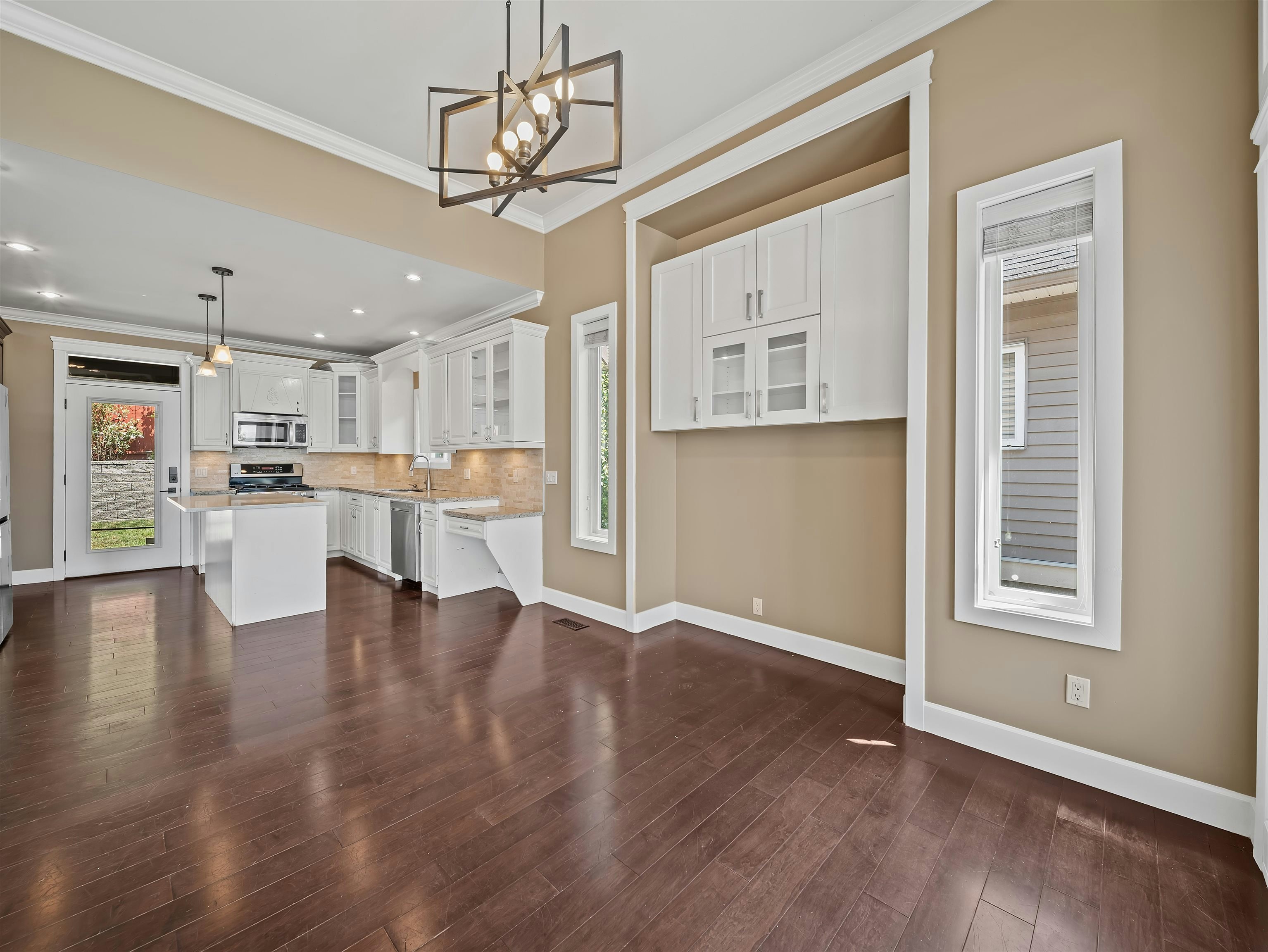 35599 Zanatta Lane, Abbotsford, BC, V3G 0B4 - 9