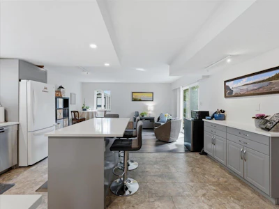4628 Hermitage Drive - 5
