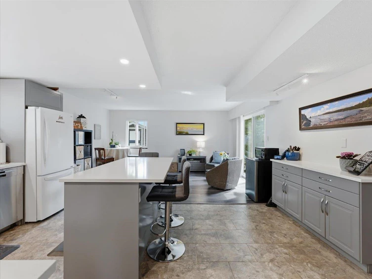 4628 Hermitage Drive, Richmond, BC, V7E 4N4 - 5