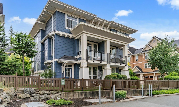 10-45290 Soowahlie Crescent