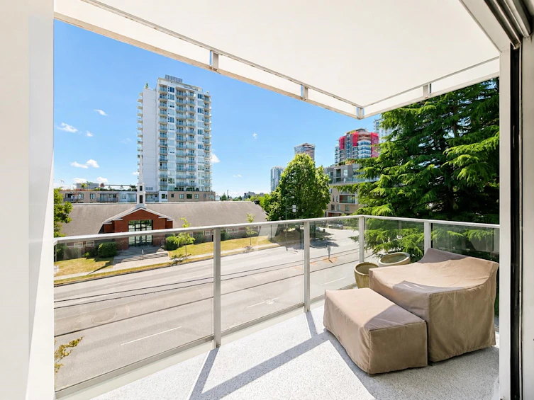304-5693 Elizabeth Street, Vancouver, BC, V5Y 3K1 - 8
