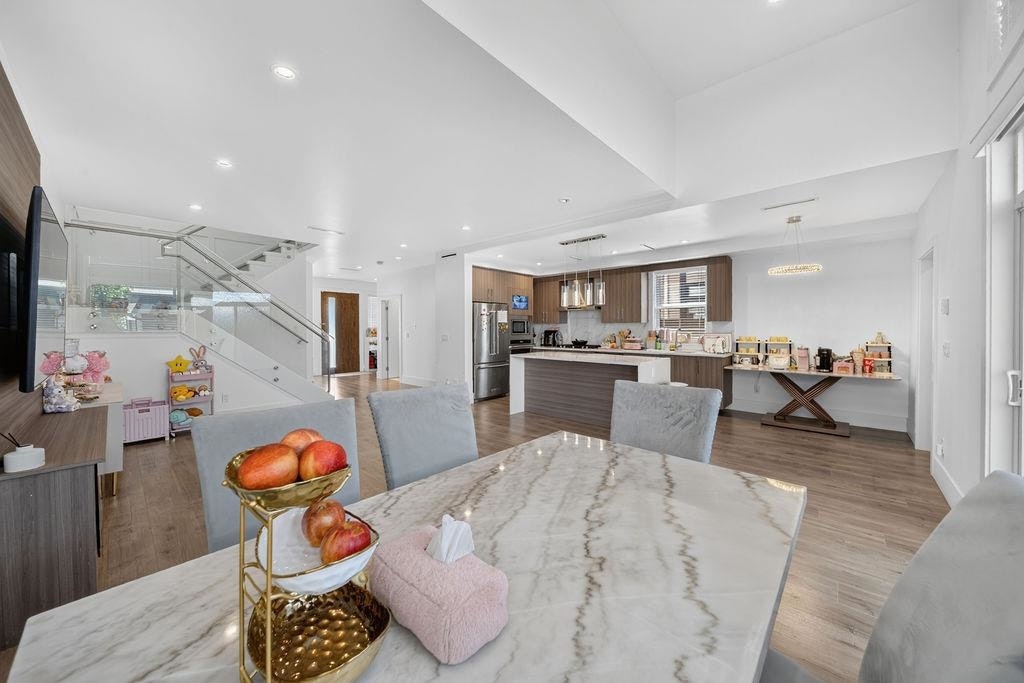 12277 Shinde Place, Richmond, BC, V7E 0C2 - 11