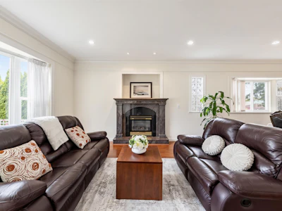 6899 Fleming Street - 3