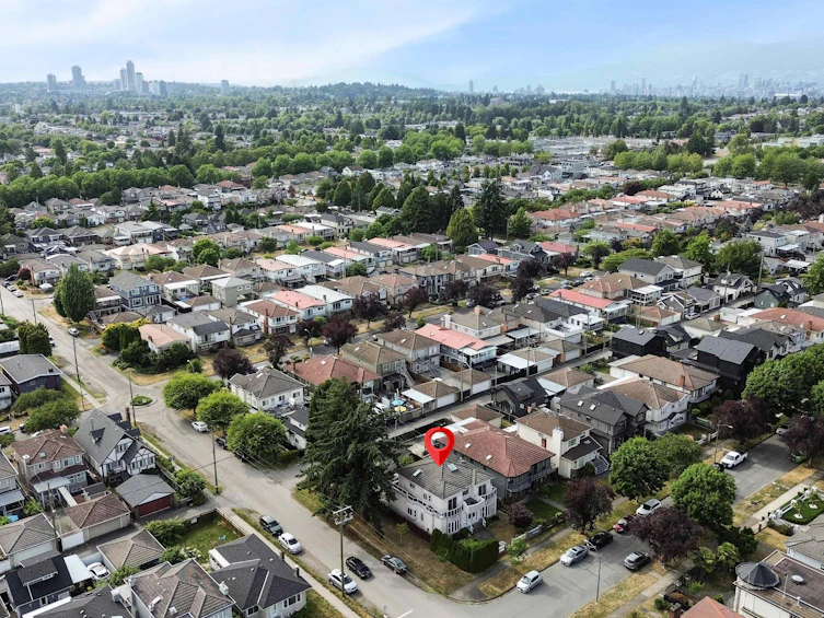 6899 Fleming Street, Vancouver, BC, V5P 3H4 - 31