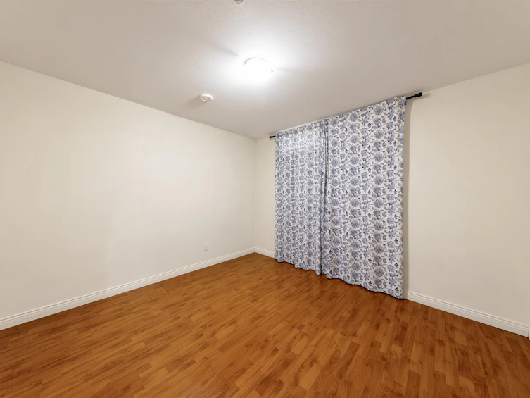 6899 Fleming Street, Vancouver, BC, V5P 3H4 - 23