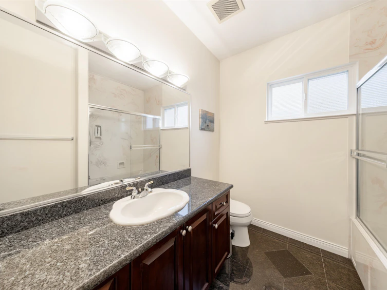 6899 Fleming Street, Vancouver, BC, V5P 3H4 - 14