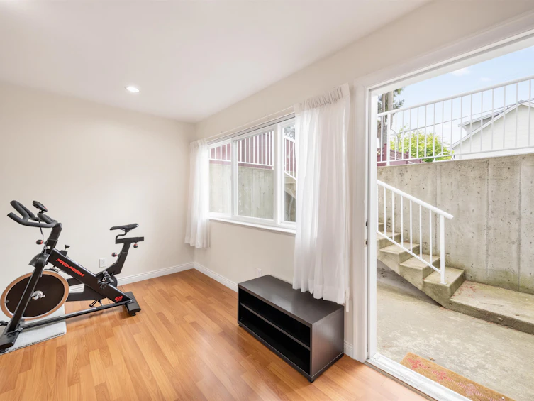 6899 Fleming Street, Vancouver, BC, V5P 3H4 - 29