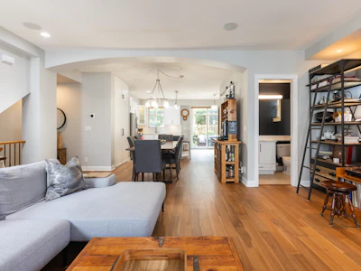 136-20738 84 Avenue - 5