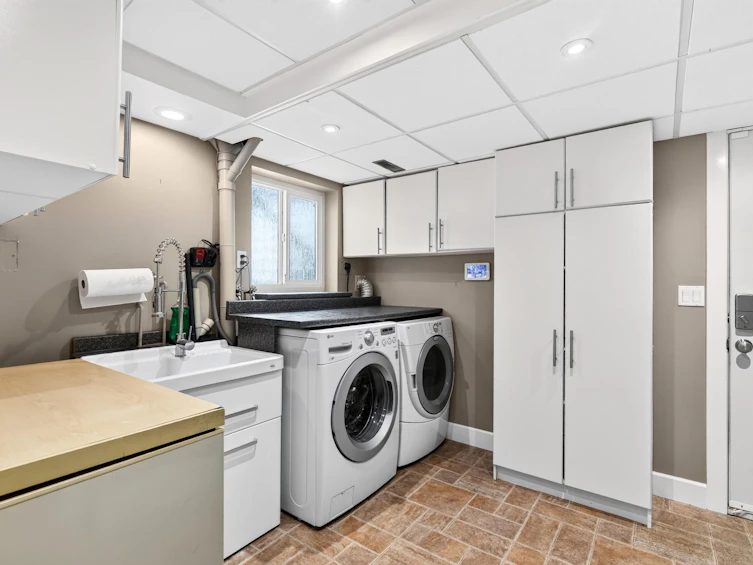 6323 Charbray Place, Surrey, BC, V3S 5H6 - 21