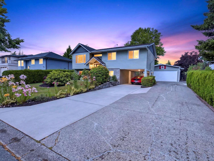 6323 Charbray Place, Surrey, BC, V3S 5H6