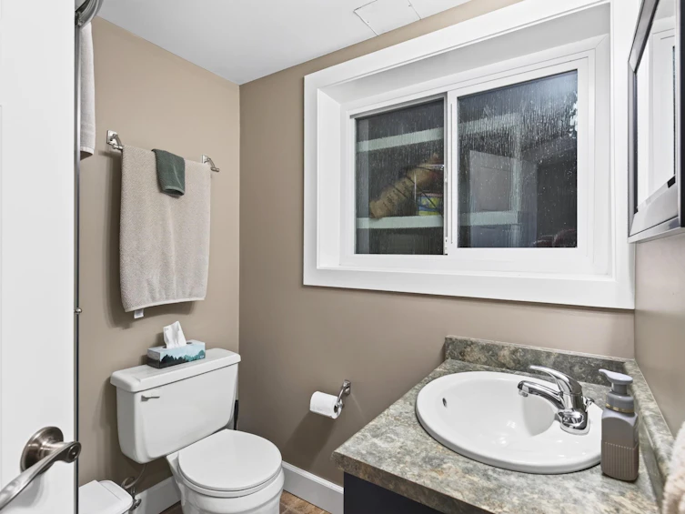 6323 Charbray Place, Surrey, BC, V3S 5H6 - 23