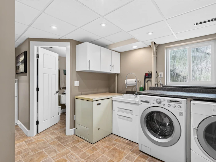 6323 Charbray Place, Surrey, BC, V3S 5H6 - 22