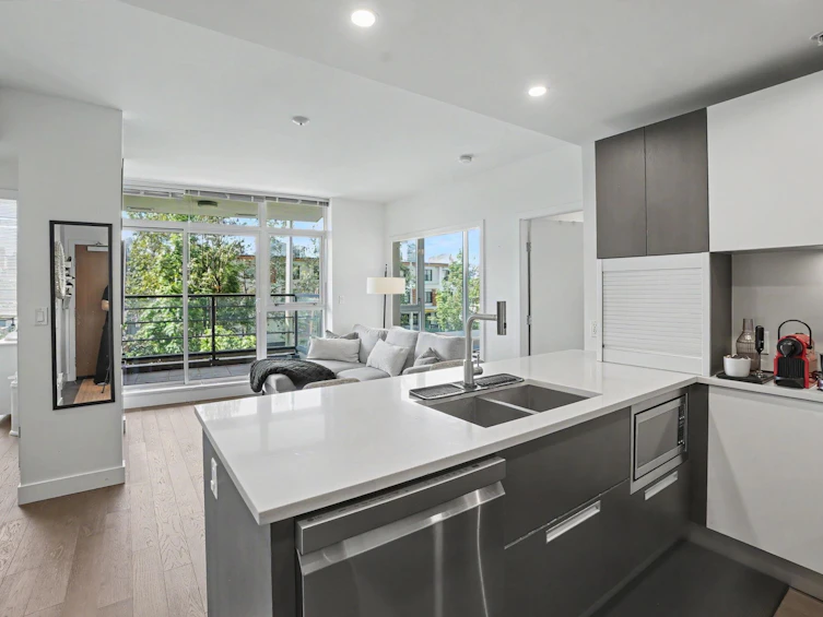 206-288 W 1st Avenue, Vancouver, BC, V5Y 0E9 - 4