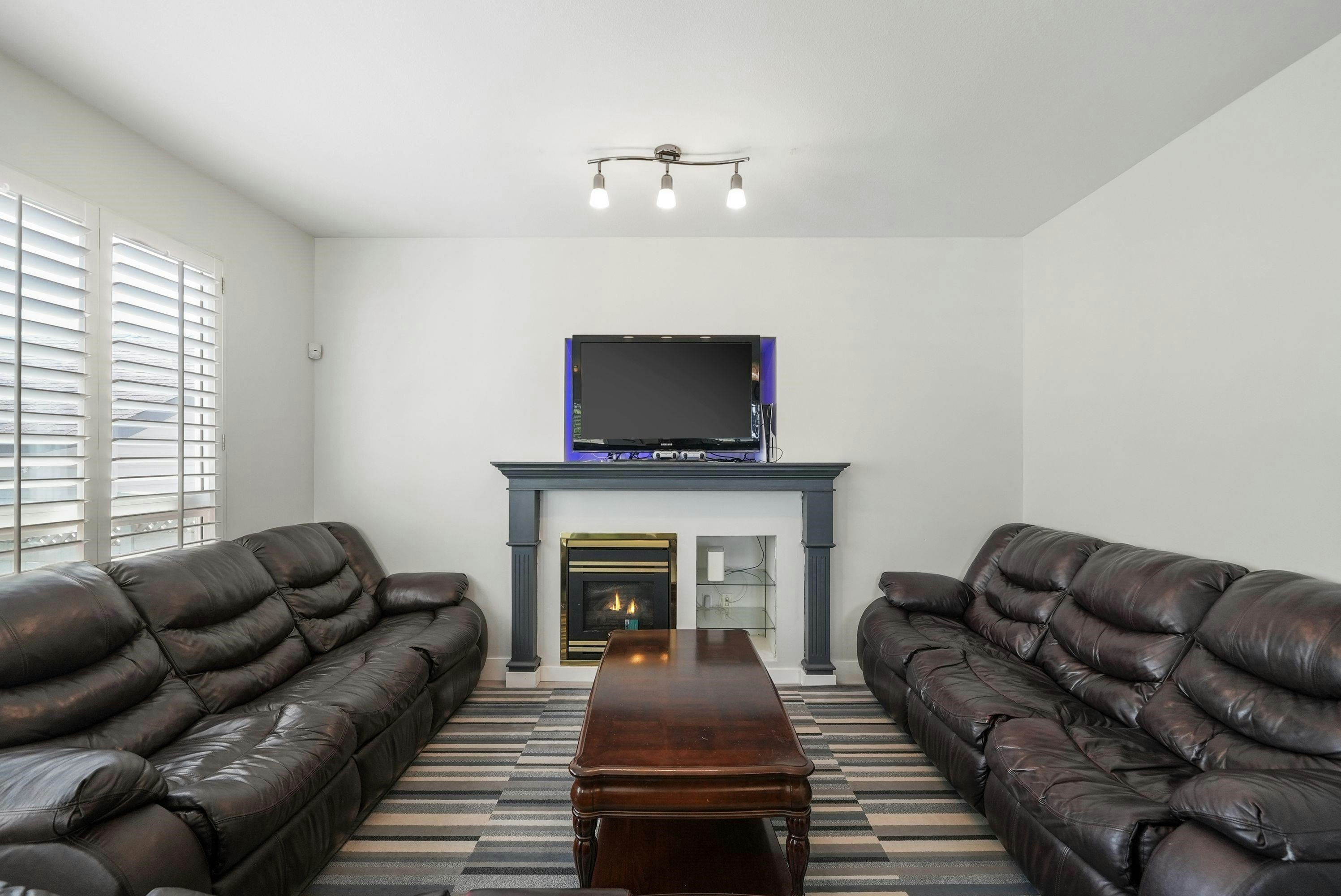 18568 64b Avenue, Surrey, BC, V3S 8S9 - 7