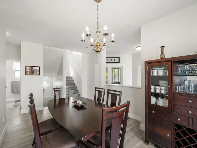 18568 64b Avenue, Surrey, BC, V3S 8S9 - 6