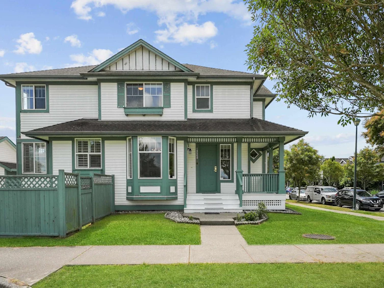18568 64b Avenue, Surrey, BC, V3S 8S9 - 21