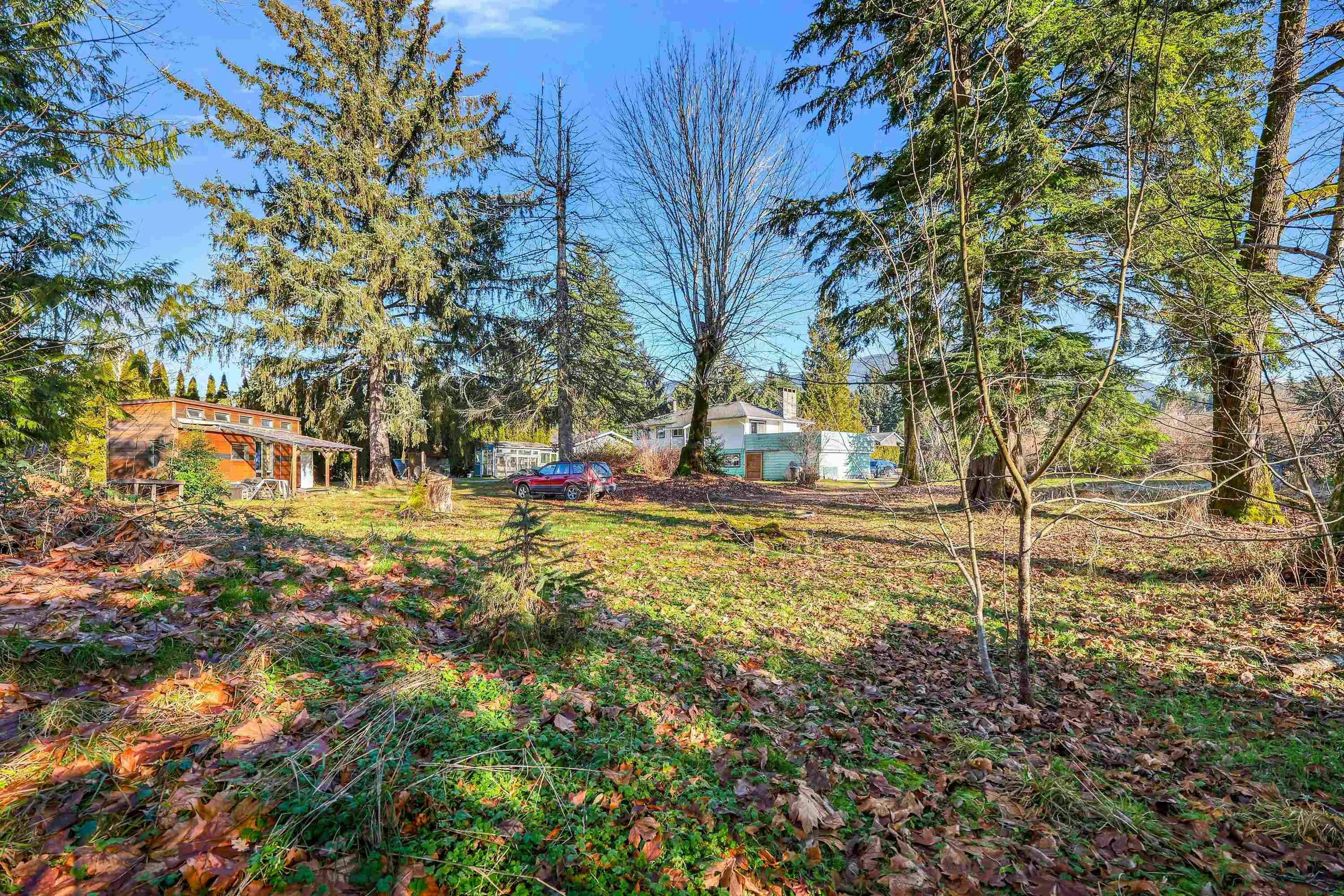 40127 Kalodon Road, Squamish, BC, V0N 1T0 - 6
