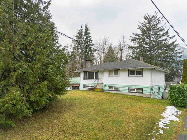 40127 Kalodon Road, Squamish, BC, V0N 1T0 - 19
