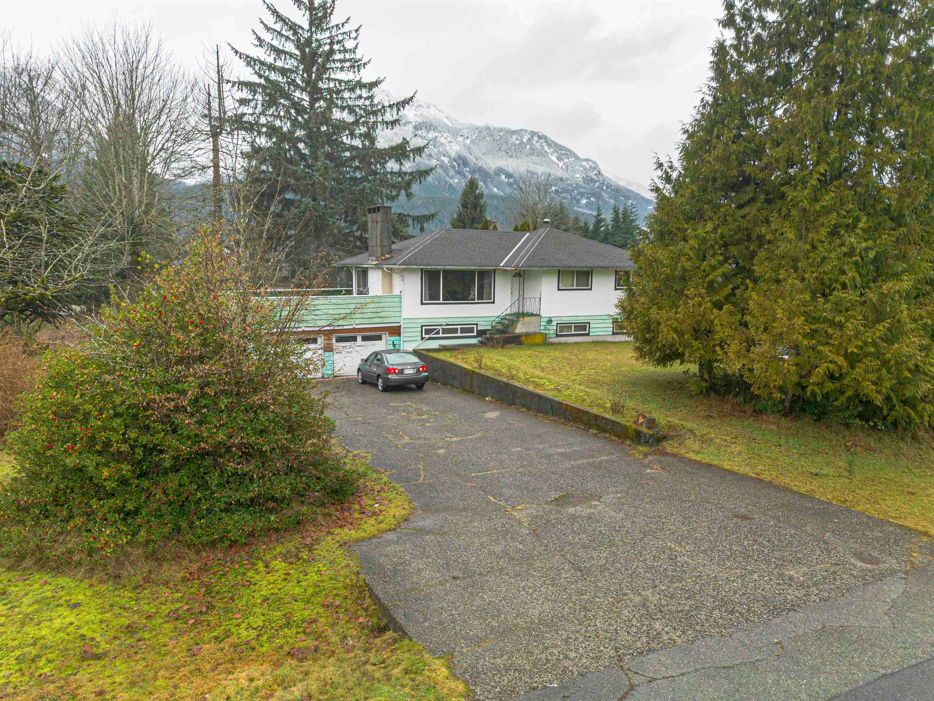 40127 Kalodon Road, Squamish, BC, V0N 1T0 - 22