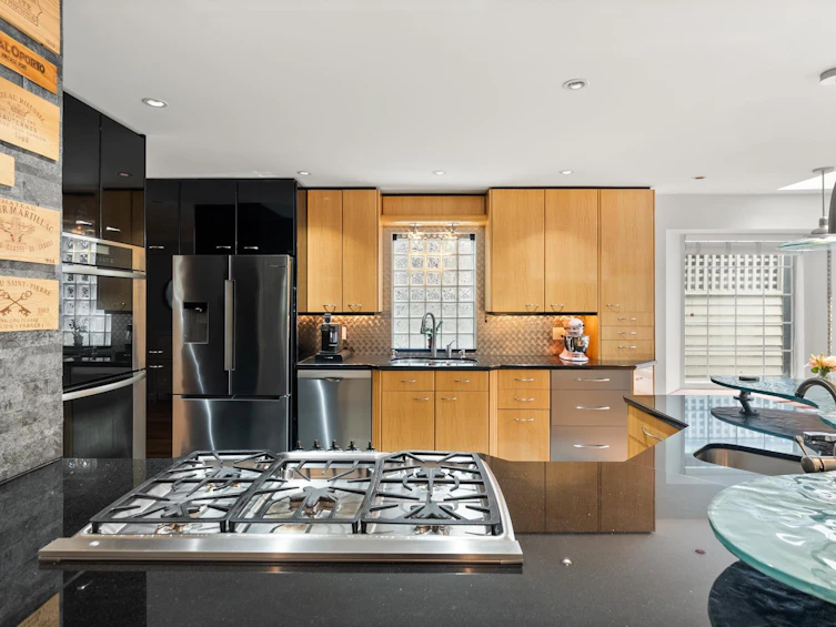 2146 W 14th Avenue, Vancouver, BC, V6K 2V7 - 18