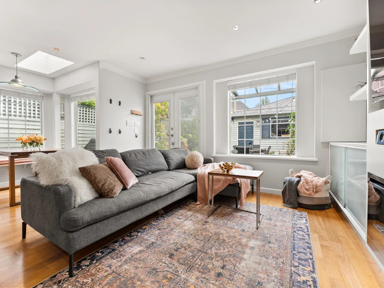 2146 W 14th Avenue, Vancouver, BC, V6K 2V7 - 15