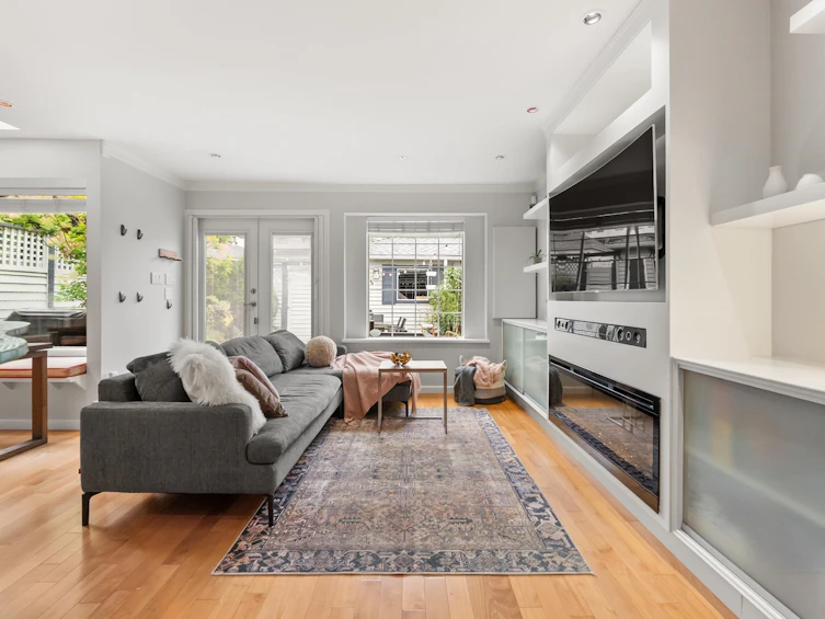 2146 W 14th Avenue, Vancouver, BC, V6K 2V7 - 13