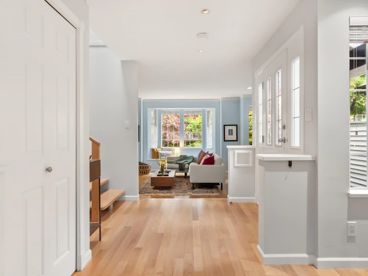 2146 W 14th Avenue, Vancouver, BC, V6K 2V7 - 4