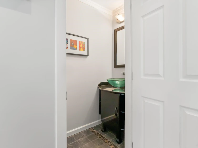 2146 W 14th Avenue, Vancouver, BC, V6K 2V7 - 38