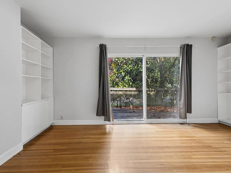 5998 Larch Street, Vancouver, BC, V6M 4E4 - 6