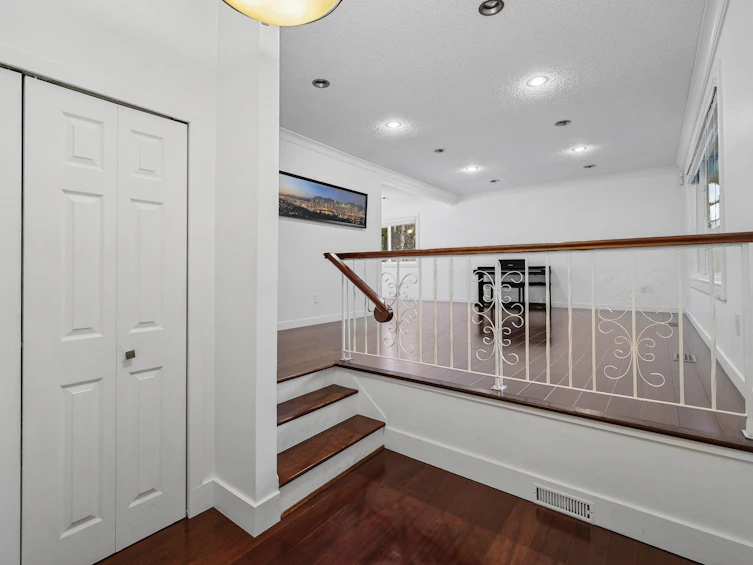 10421 Santa Monica Drive, Delta, BC, V4C 1P8 - 4