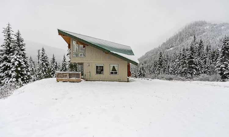 20806 Sakwi Creek Road