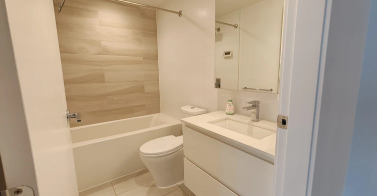 2502-13615 Fraser Highway, Surrey, BC, V3T 0P7 - 8