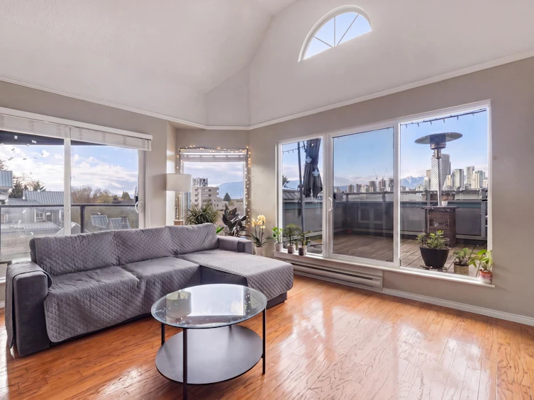 306-1345 W 4th Avenue, Vancouver, BC, V6H 3Y8