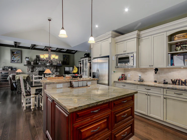 8760 Fairdell Crescent, Richmond, BC, V7C 1W4 - 11
