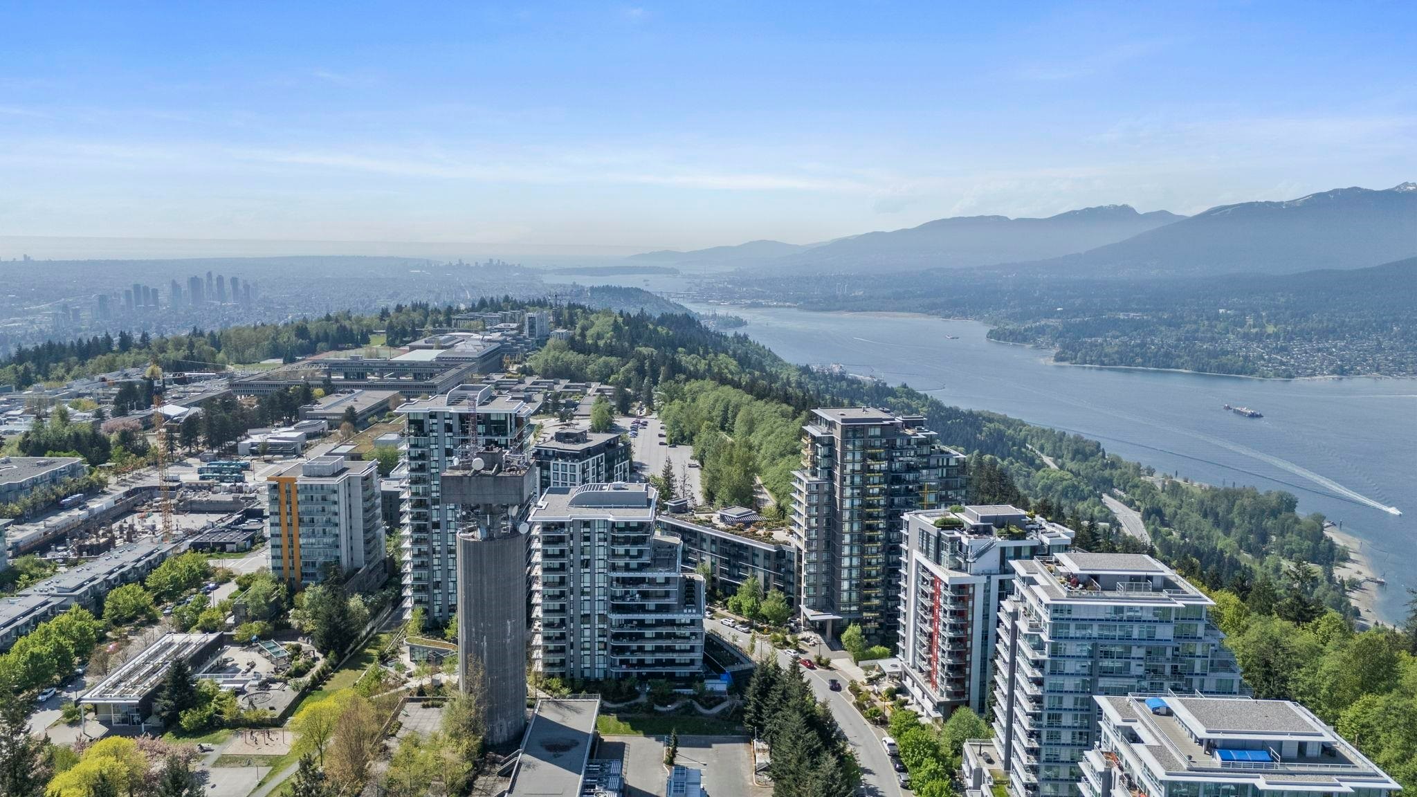 605-9262 University Crescent, Burnaby, BC, V5A 0A4 - 27