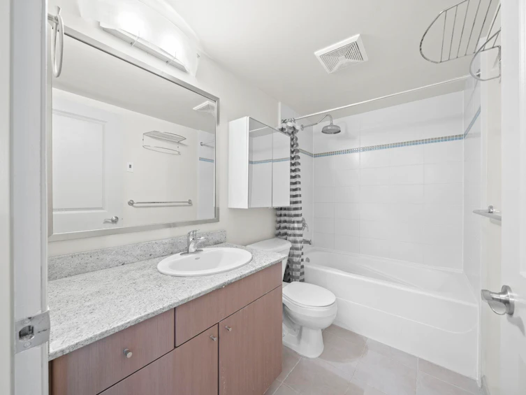 605-9262 University Crescent, Burnaby, BC, V5A 0A4 - 21