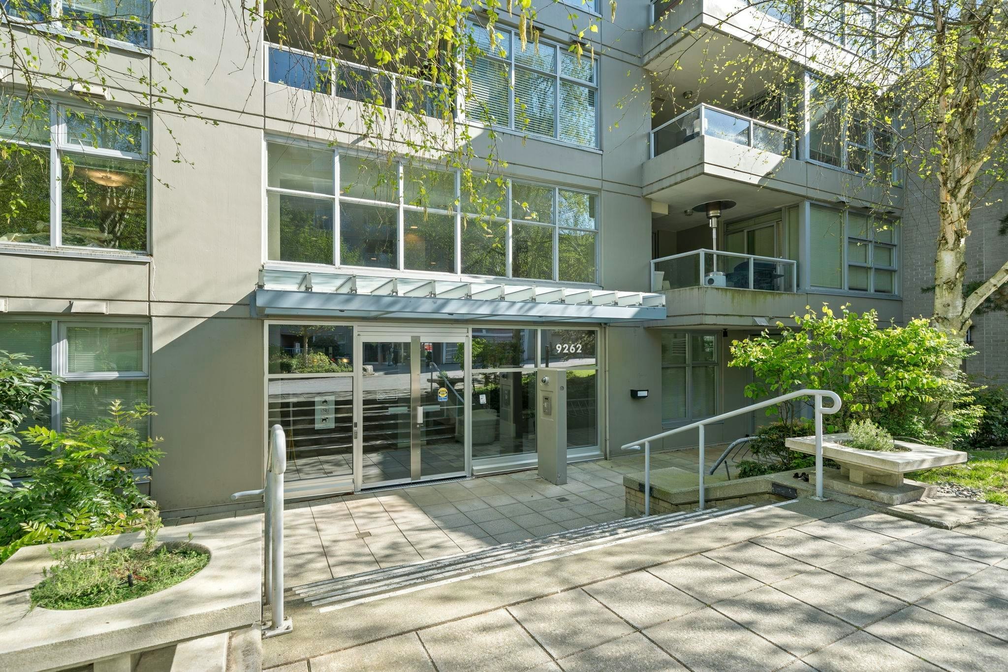 605-9262 University Crescent, Burnaby, BC, V5A 0A4 - 32