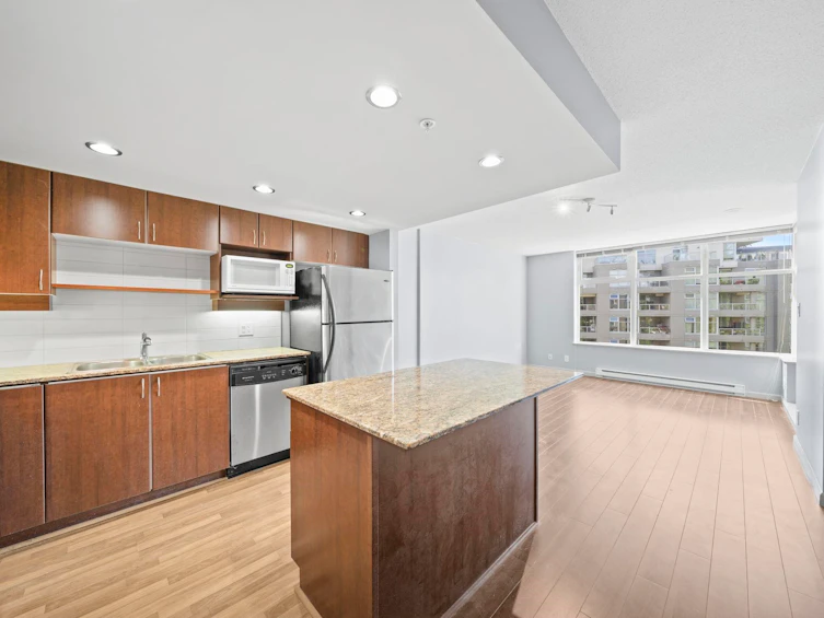 605-9262 University Crescent, Burnaby, BC, V5A 0A4 - 11
