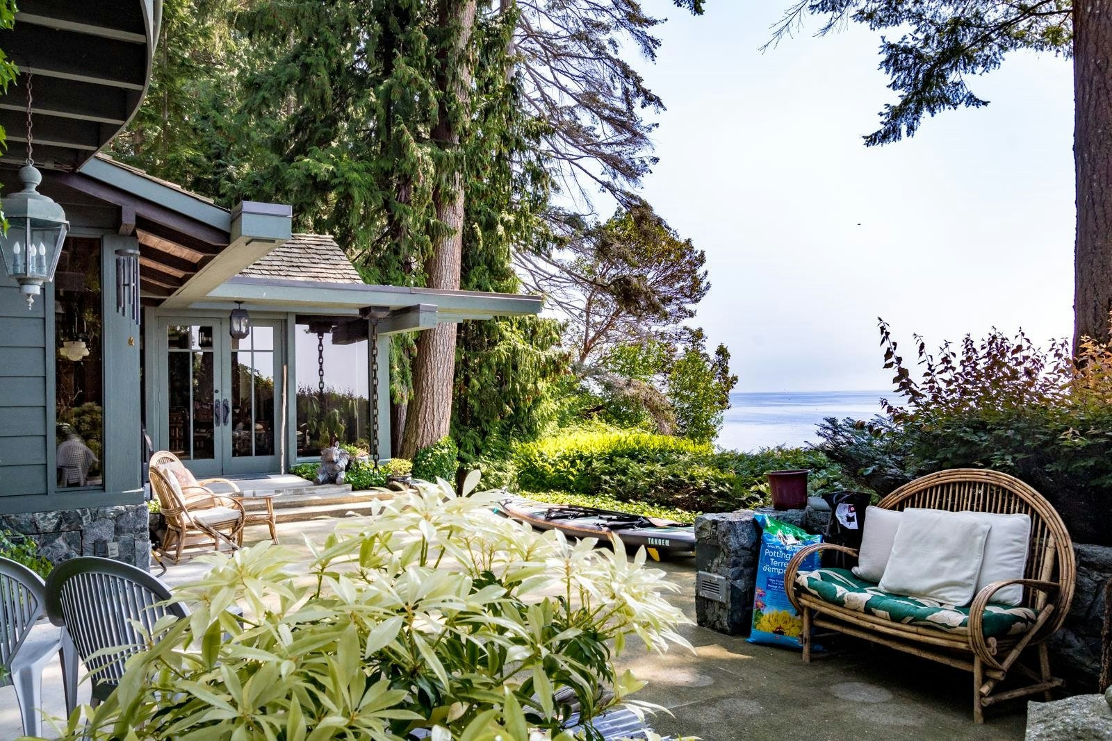 3581 Beach Avenue, Roberts Creek, BC, V0N 2W2 - 21