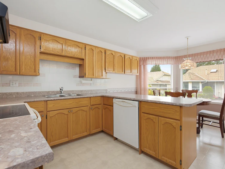 16-32615 Murray Avenue, Abbotsford, BC, V2T 4T8 - 7