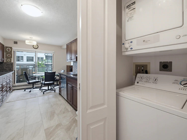 202-612 Fifth Avenue, New Westminster, BC, V3M 1X5 - 21