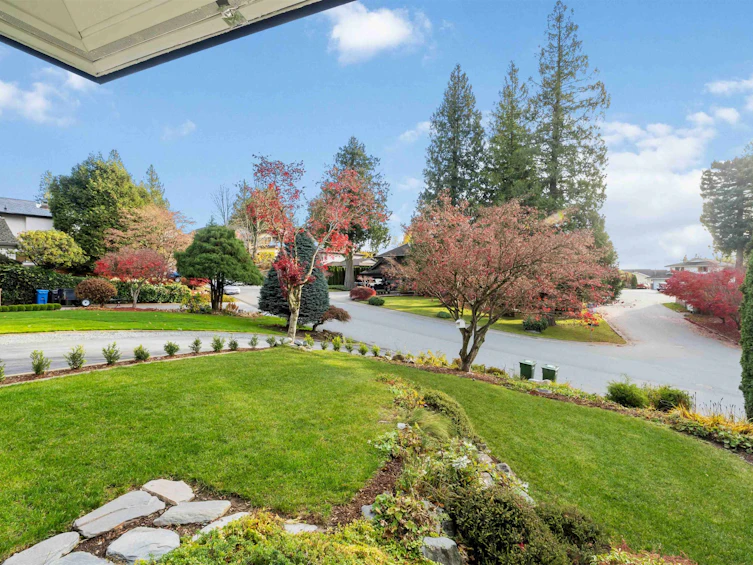 34869 Everett Drive, Abbotsford, BC, V2S 7R7 - 4
