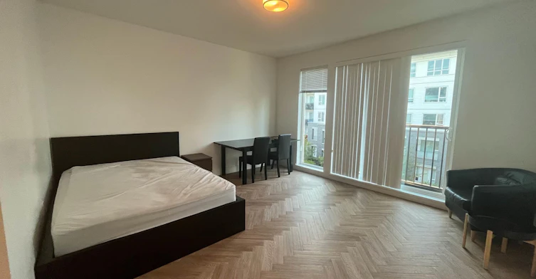 4xx-9228 Slopes Mews, Burnaby, BC, V5A 0E9 - 2