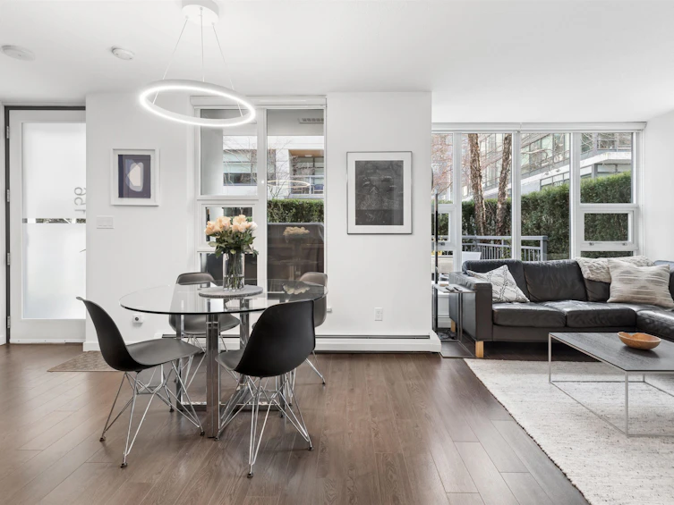 156 W 1st Avenue, Vancouver, BC, V5Y 0H6 - 5
