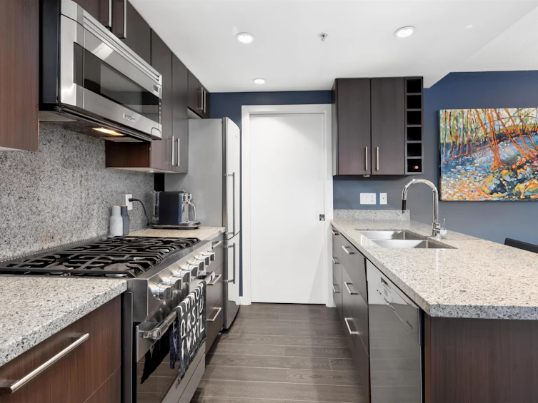 156 W 1st Avenue, Vancouver, BC, V5Y 0H6 - 10