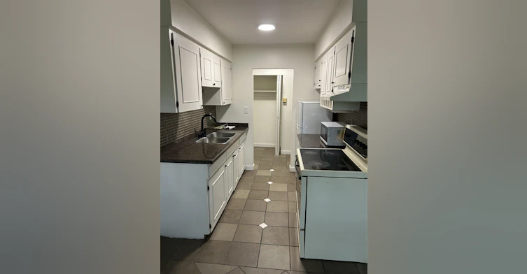 48-5912 Hastings Street, Burnaby, BC, V5B 1R6 - 17