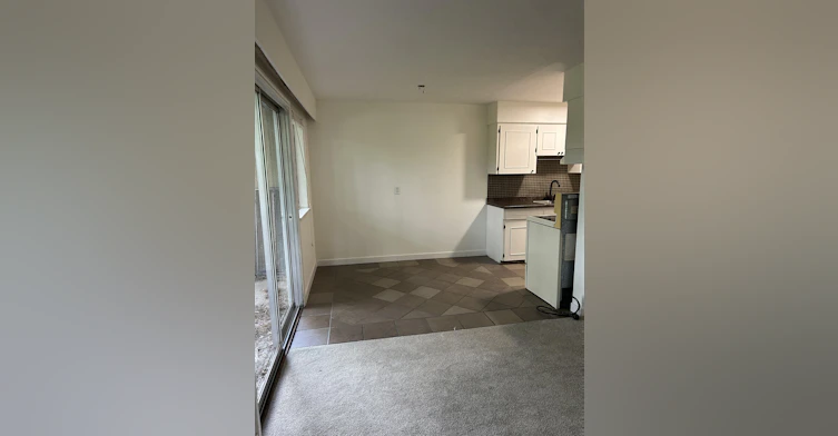 48-5912 Hastings Street, Burnaby, BC, V5B 1R6 - 13