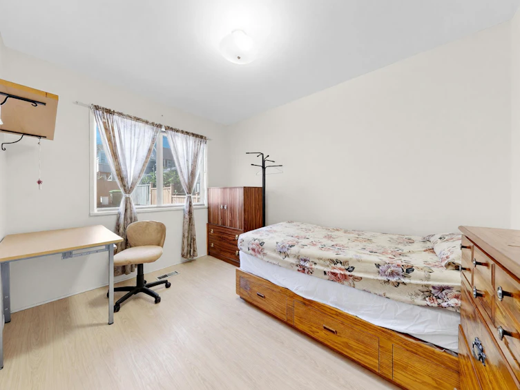 2514 E 27th Avenue, Vancouver, BC, V5R 1N1 - 13