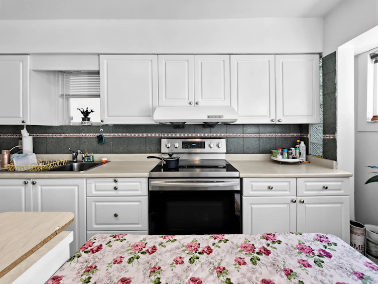 2514 E 27th Avenue, Vancouver, BC, V5R 1N1 - 8